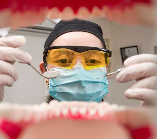 Norwalk Oral Surgeon vs. Dentist