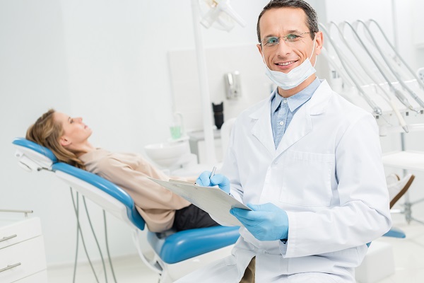 What To Expect When Consulting An Oral Surgeon